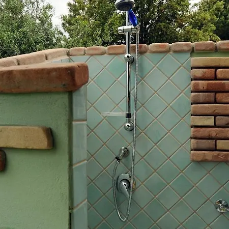 بيت للعطل Albarosa Garden