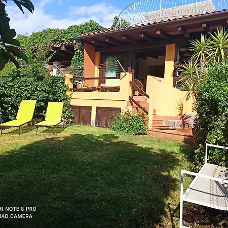 Albarosa Garden Holiday home
